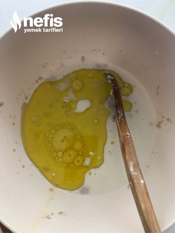 Susam Ezmeli Rulo Çörek