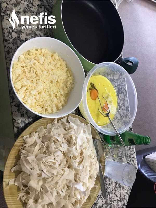 Tavada Kolay Su Böreği
