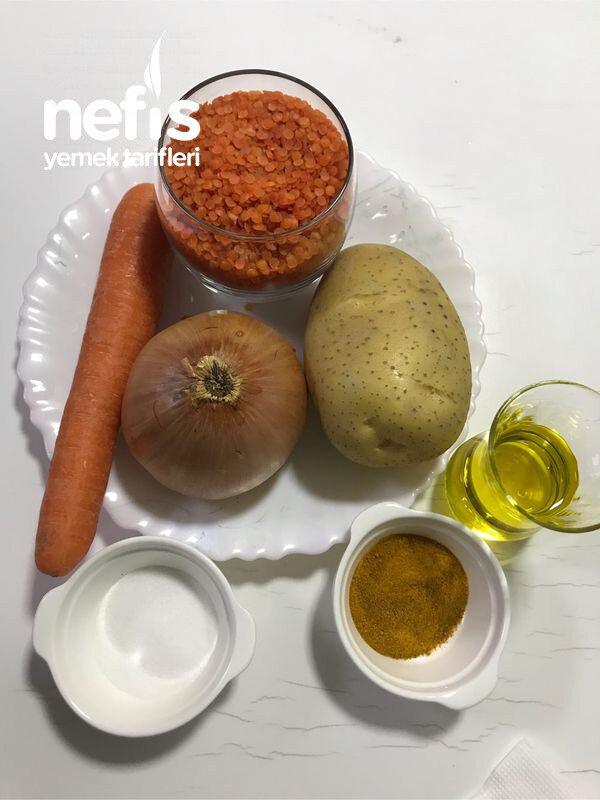 Zerdeçallı Nefis Kırmızı Mercimek Çorbası